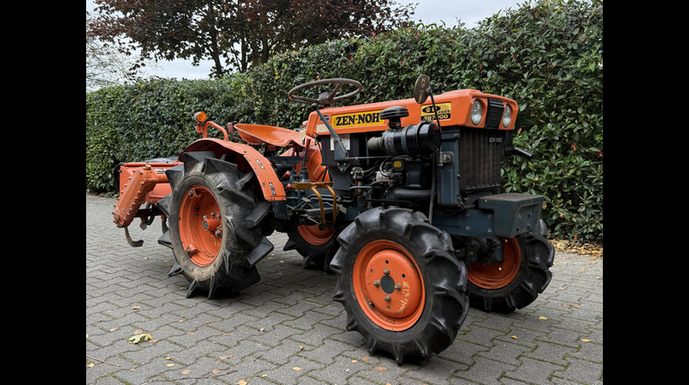Kubota ZB7000 met frees